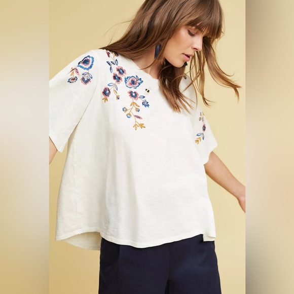 Anthropologie Tops - Akemi and kin fluttered thistle tee
